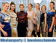 „Nikolaus“ in der Juwelenschmiede am 6. Dezember 2014 in München. Schmucke Nikolausparty in der „Juwelenschmiede“
